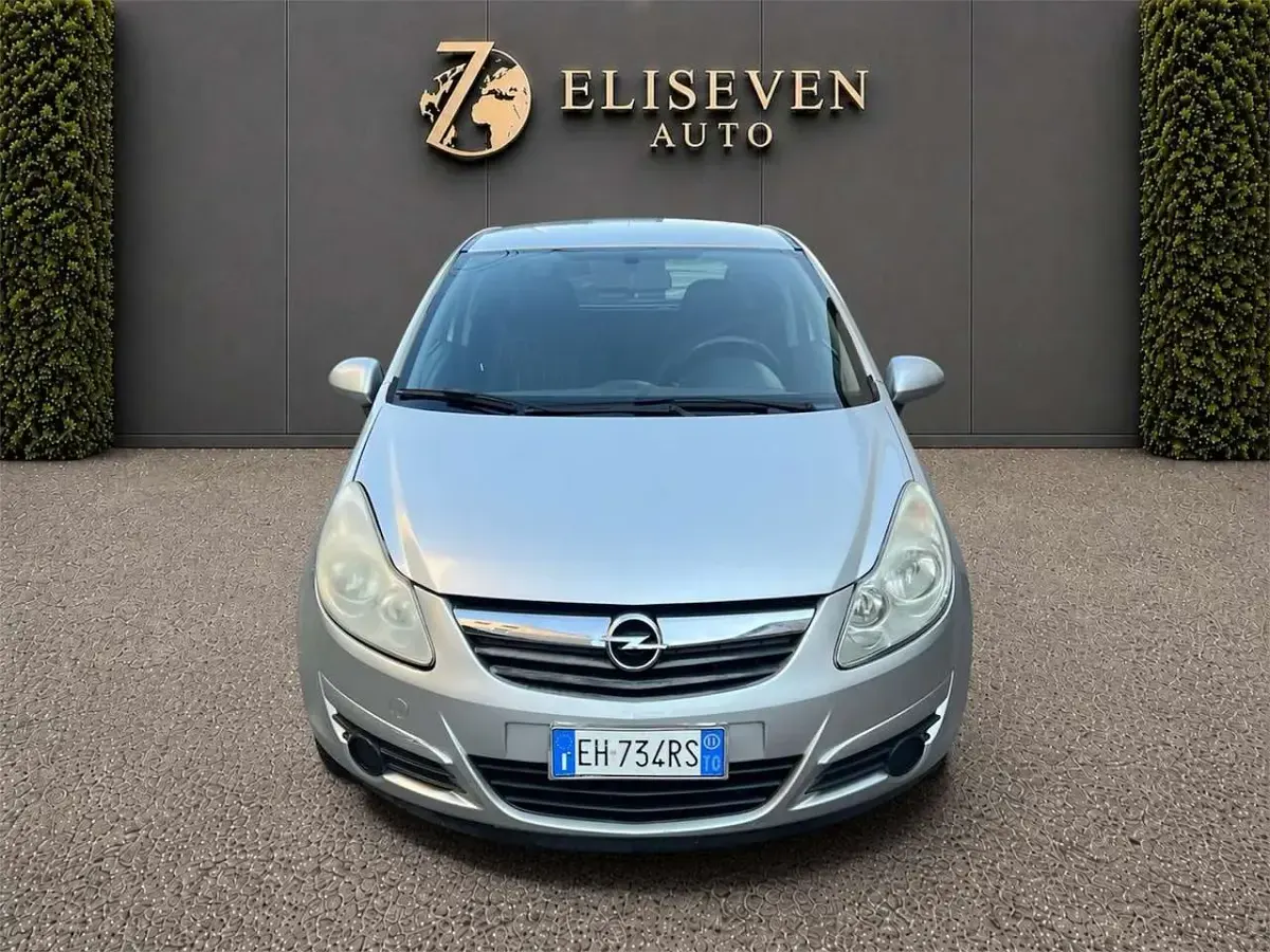 Usata Opel Corsa Sport 80 CV (58 kW) 2012 Argento Utilitaria