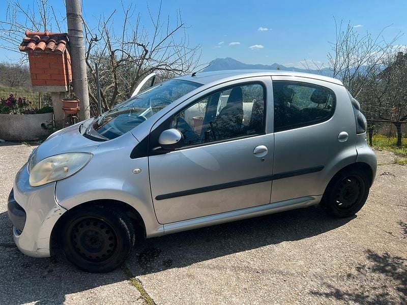Usata Citroën C1 68 CV (50 kW) 2005 Grigio Utilitaria