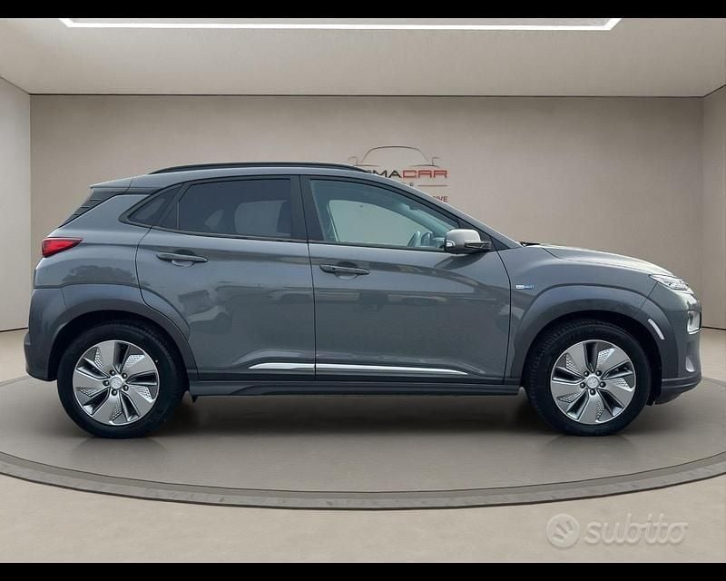 Usata Hyundai Kona XPrime 100 kW (136 CV) 2021 Grigio SUV