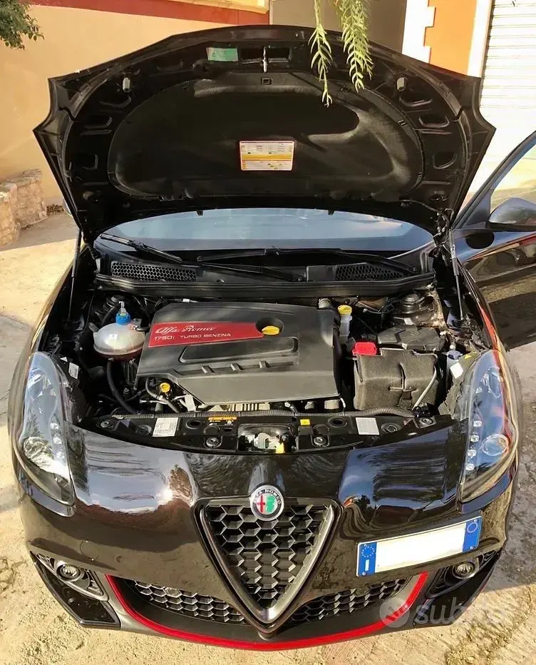 Usata Alfa Romeo Giulietta Veloce 240 CV (176 kW) 2018 Utilitaria
