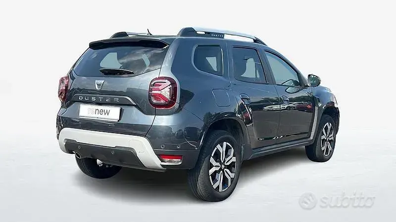 Usata Dacia Duster Prestige 116 CV (85 kW) 2021 Grigio SUV
