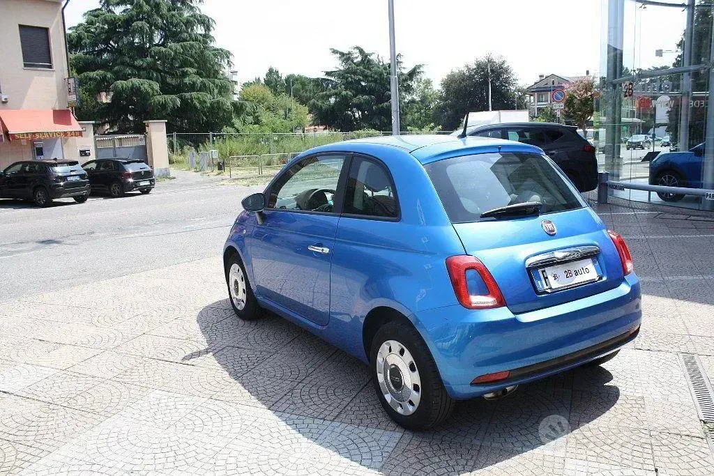 Usata Fiat 500 Pop 69 CV (50 kW) 2019 Bluazzurro Utilitaria