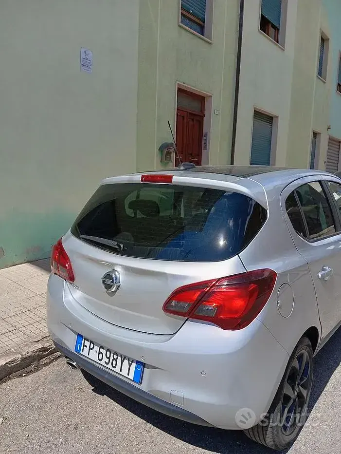 Usata Opel Corsa 69 CV (50 kW) 2018 Grigio Berlina
