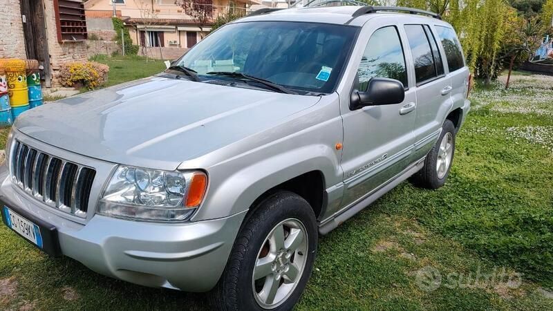 Usata Jeep Cherokee 2003 Grigio SUV