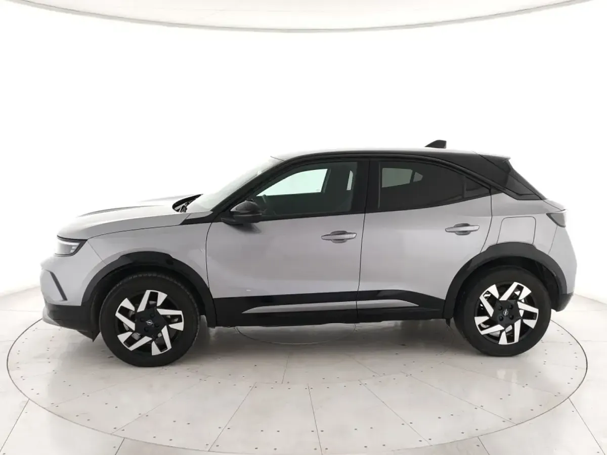 Usata Opel Mokka S 131 CV (96 kW) 2025 Grigio metall. SUV
