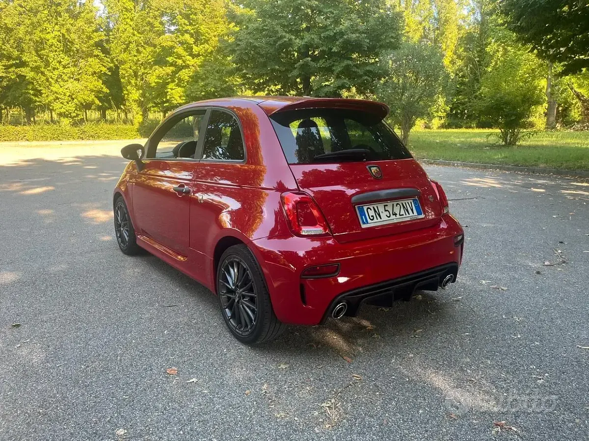 Usata Abarth 595 165 CV (121 kW) 2023 Rosso Berlina