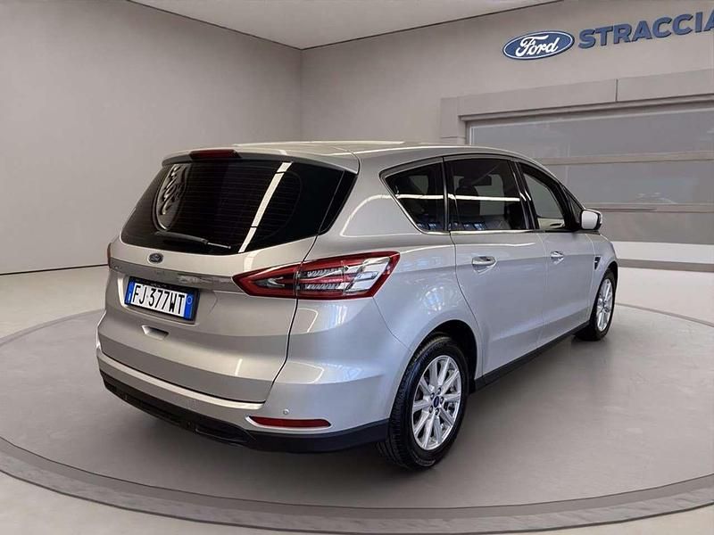 Usata Ford S-MAX S 150 CV (110 kW) 2017 Argento metallizzato Monovolume