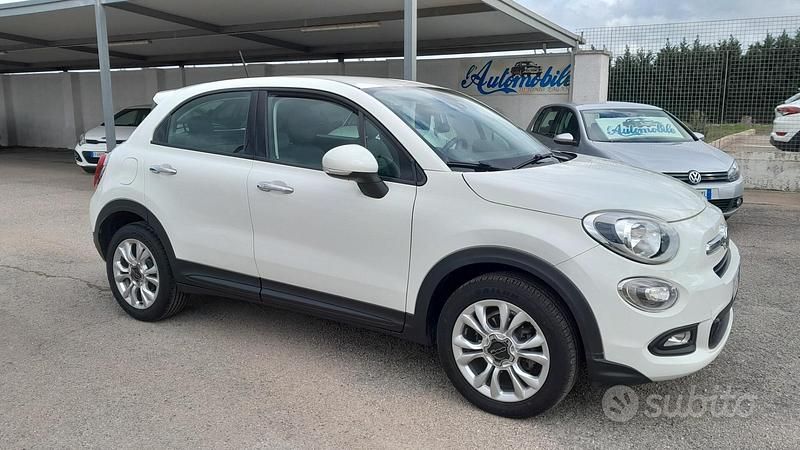 Usata Fiat 500X Pop Star 120 CV (88 kW) 2015 Bianco SUV