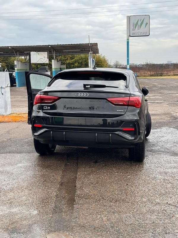 Usata Audi Q3 Sportback S-Line 150 CV (110 kW) 2021 Nero SUV