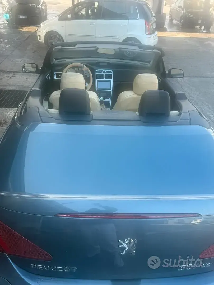 Usata Peugeot 307 CC 177 CV (130 kW) 2005 Grigio Cabrio