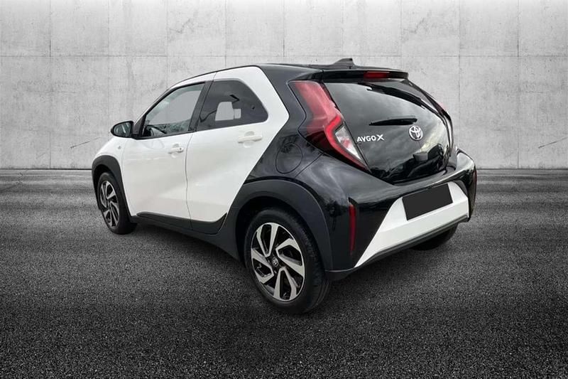 Usata Toyota Aygo X Trend 72 CV (52 kW) 2024 Bianco SUV