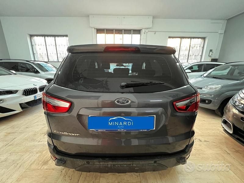 Usata Ford Ecosport Titanium S 95 CV (69 kW) 2017 Grigio SUV