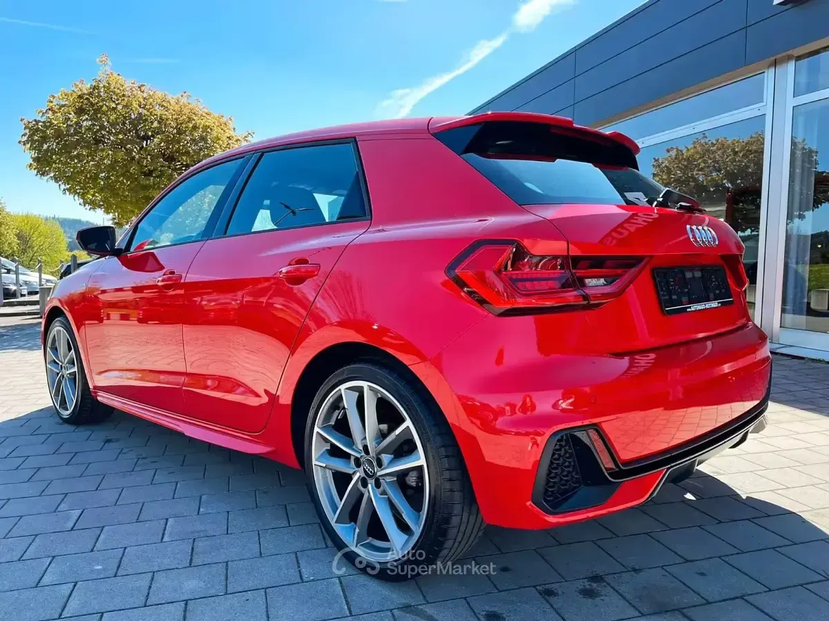 Occasion Audi A1 S-Line 151 PK (111 kW) 2019 Rood SUV