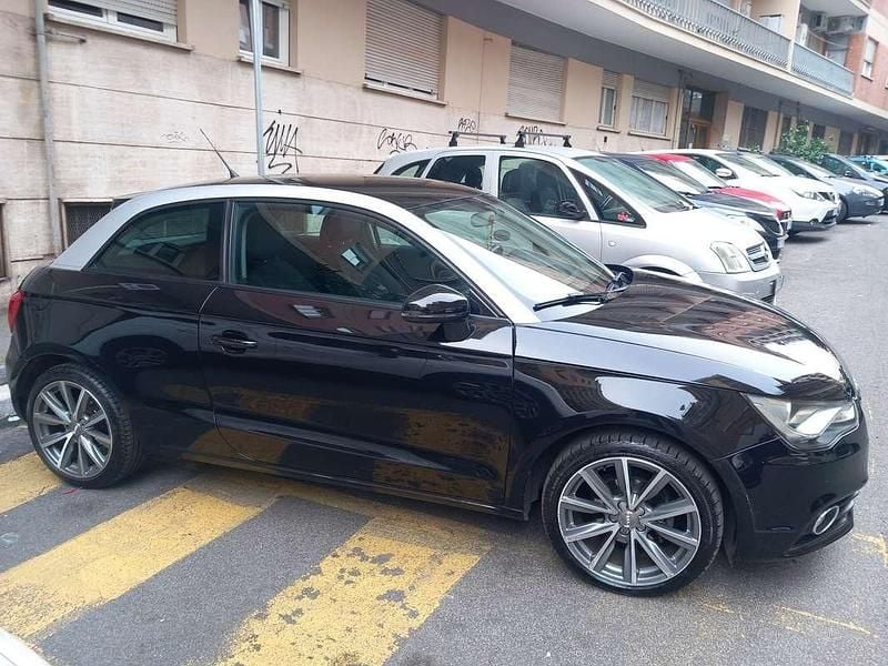 Usata Audi A1 Attraction 86 CV (63 kW) 2011 Nero Utilitaria