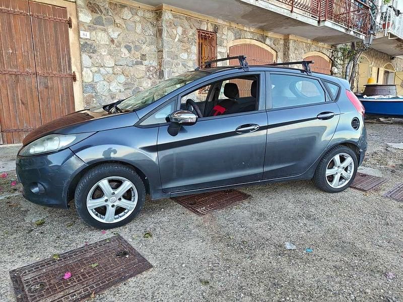 Occasion Ford Fiesta 82 PK (60 kW) 2009 Grijs Hatchback