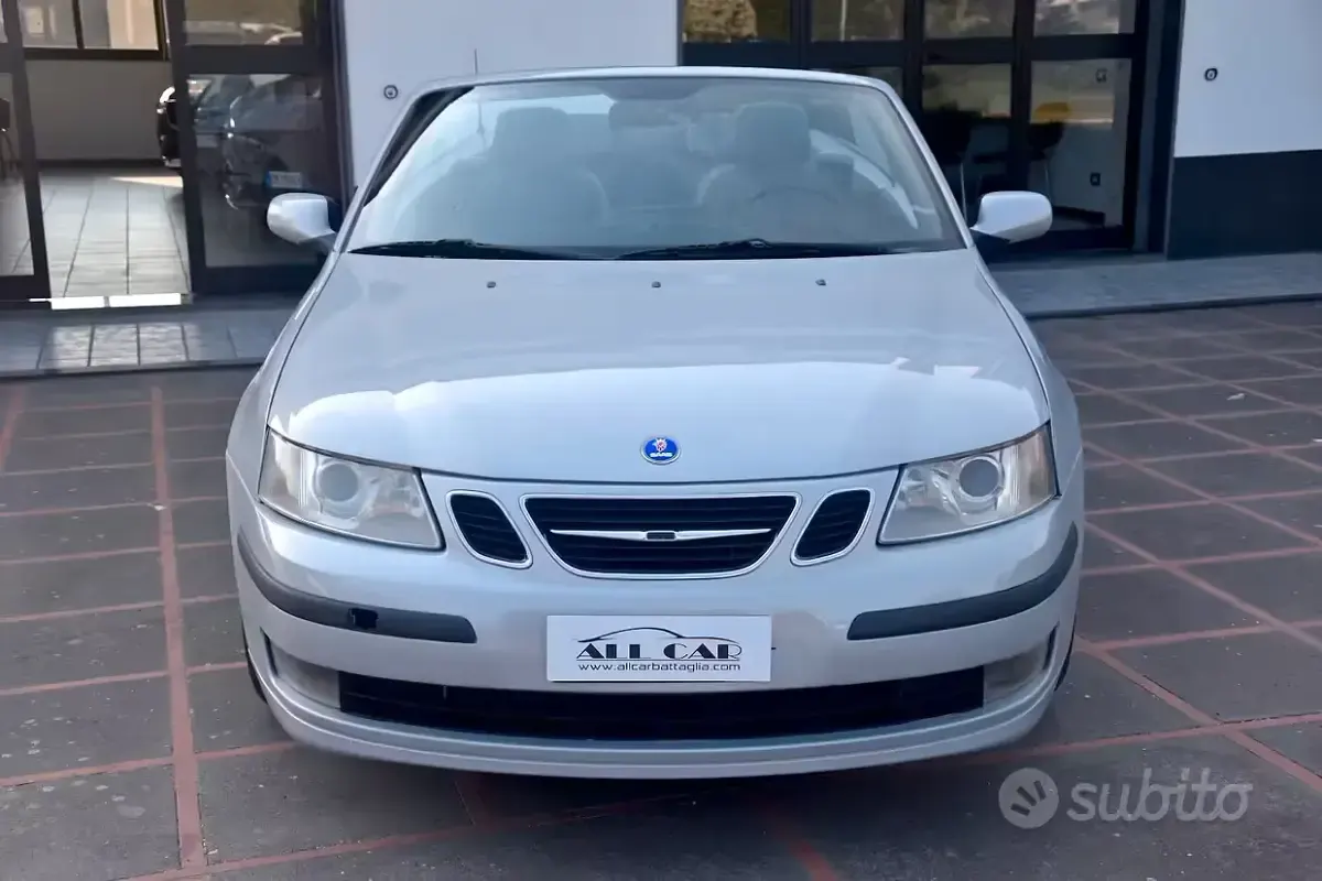 Usata Saab 9-3 Cabriolet Vector 150 CV (110 kW) 2006 Grigio Cabrio