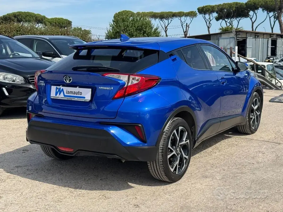 Usata Toyota C-HR Trend 98 CV (72 kW) 2019 Bluazzurro SUV