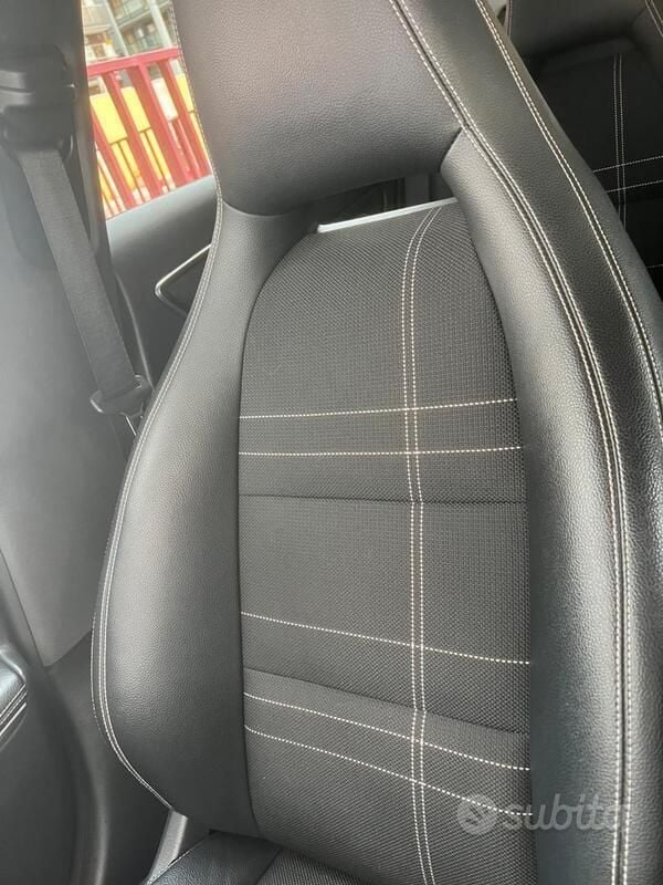 Usata Mercedes CLA200 136 CV (100 kW) 2016 Grigio Station wagon