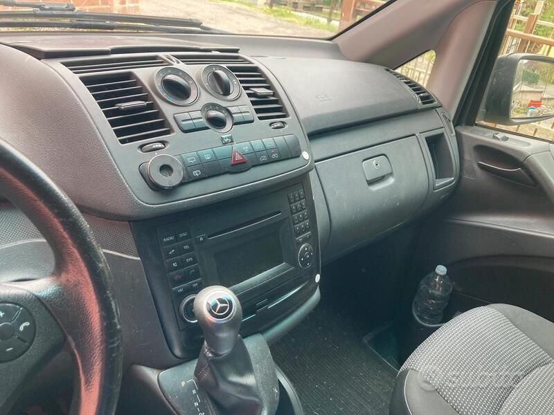 Usata Mercedes Vito 95 CV (69 kW) 2011 Verde Furgone