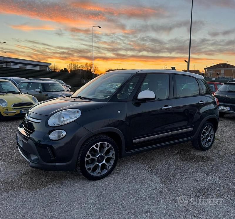 Usata Fiat 500L Trekking 85 CV (62 kW) 2014 Grigio Monovolume
