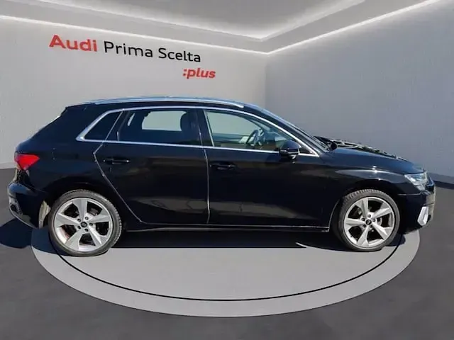 Usata Audi A3 Advanced 150 CV (110 kW) 2022 Nero perla Berlina