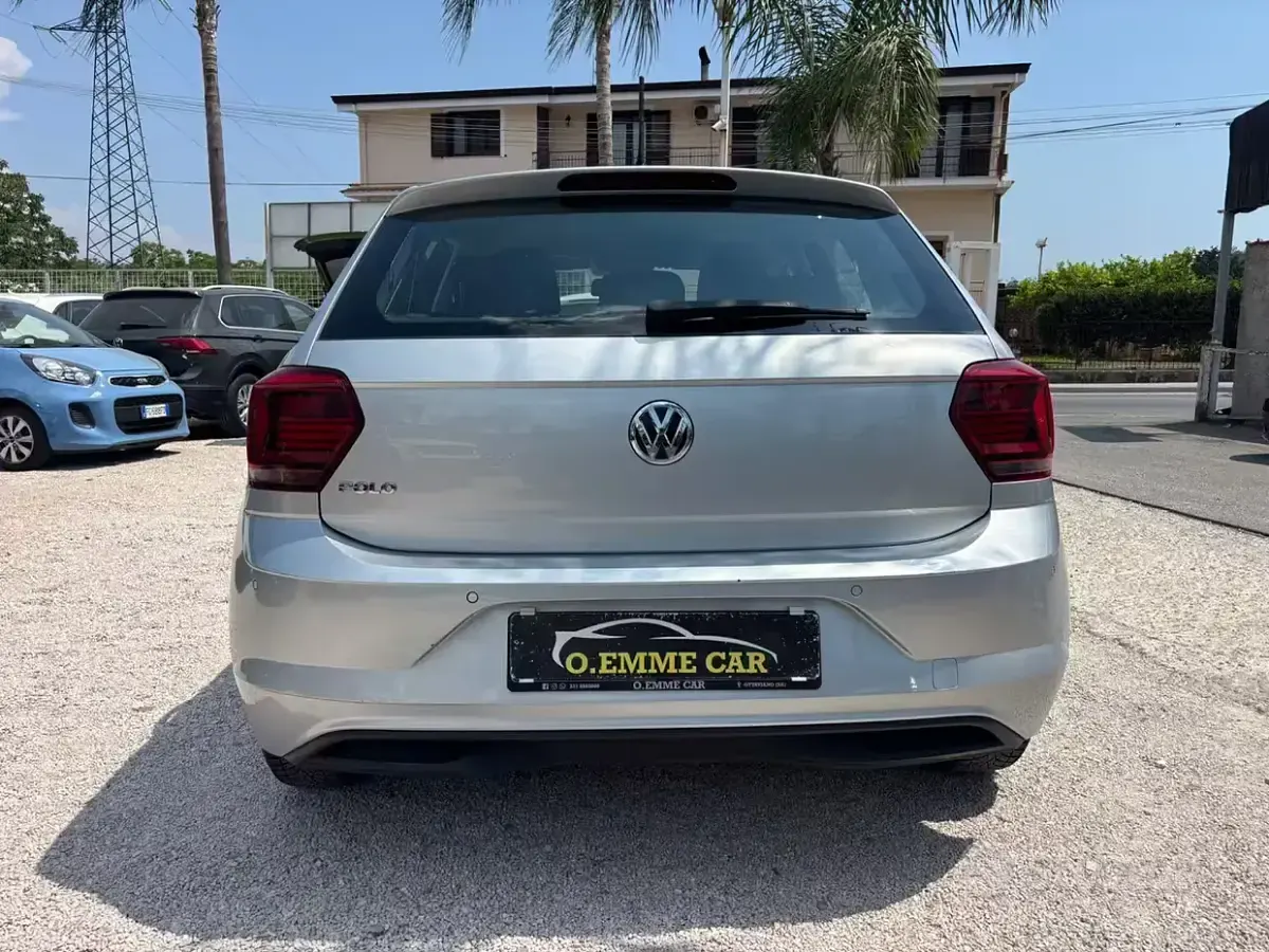 Usata VW Polo Trendline 80 CV (58 kW) 2019 Grigio Utilitaria