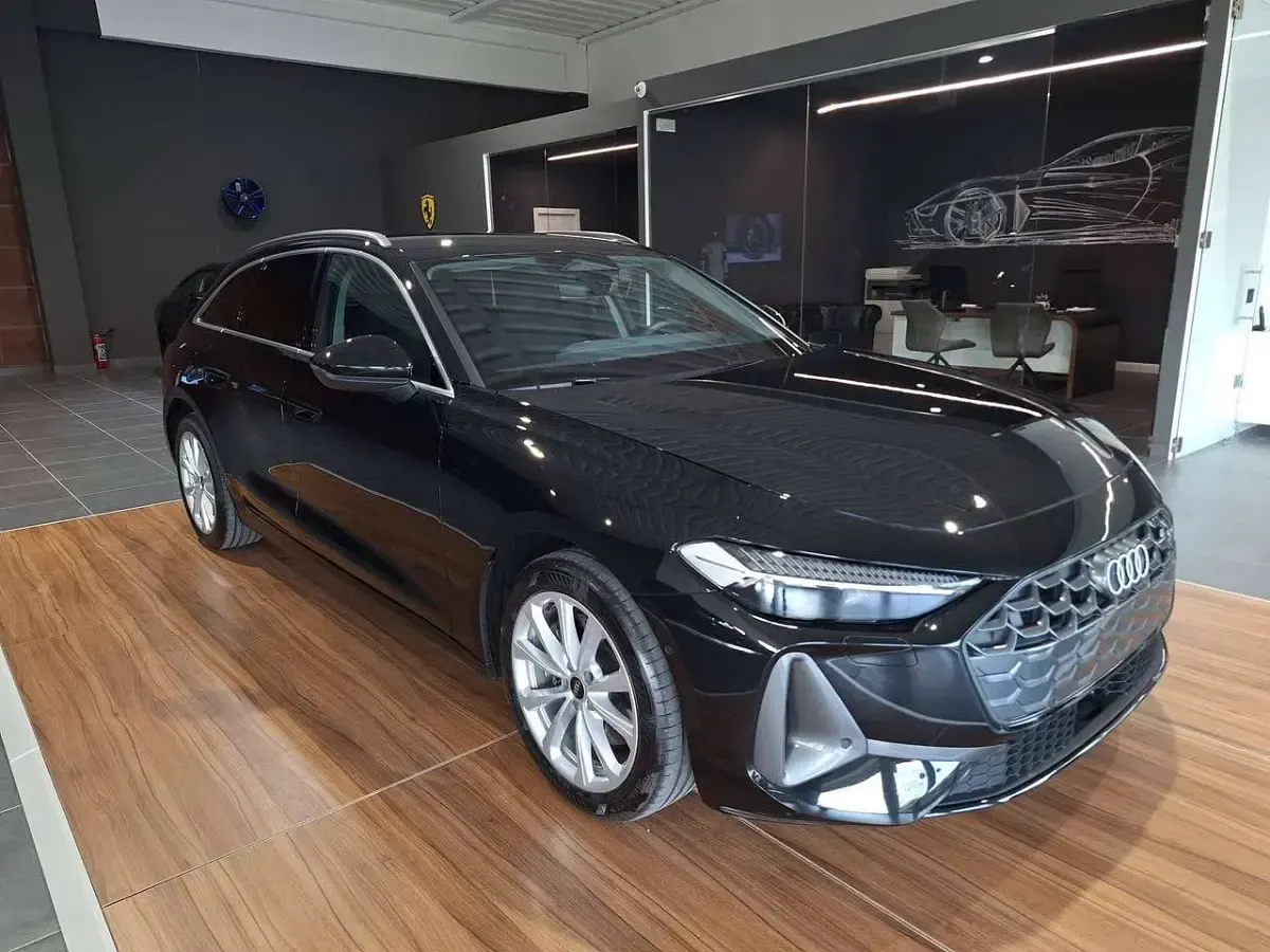 Usata Audi A5 Advanced Plus 204 CV (150 kW) 2025 Nero Station wagon