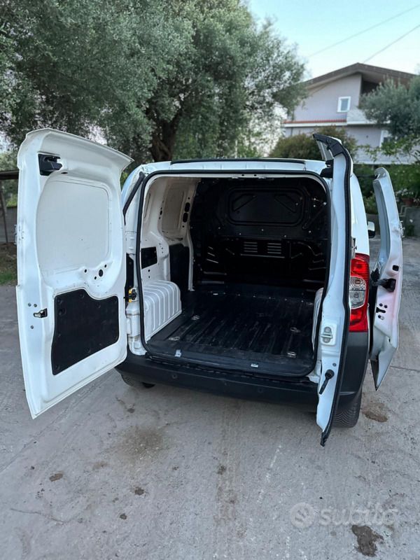 Usata Fiat Fiorino 95 CV (69 kW) 2020 Monovolume