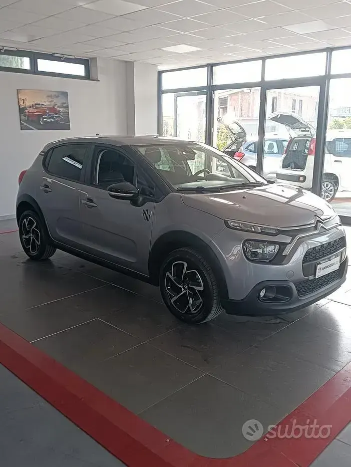 Usata Citroën C3 102 CV (75 kW) 2023 Grigio Utilitaria