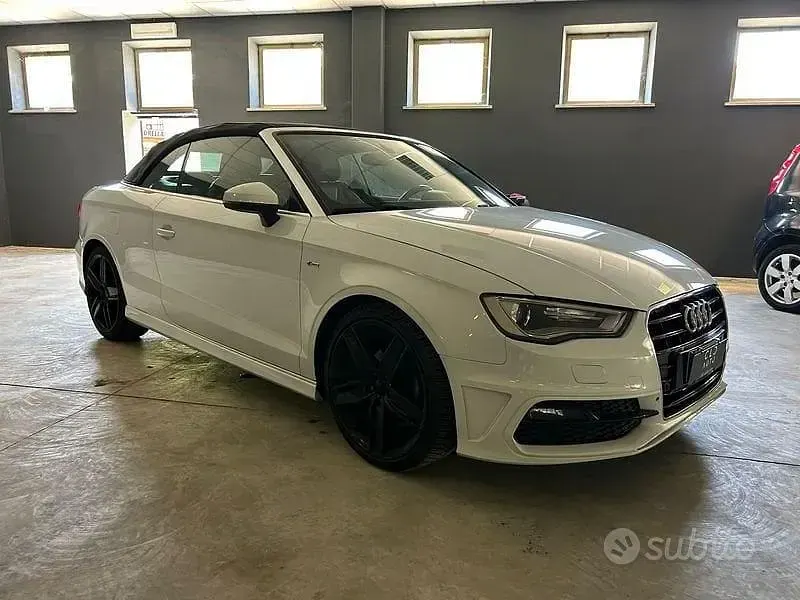Usata Audi A3 Cabriolet Ambition 150 CV (110 kW) 2014 Bianco Cabrio