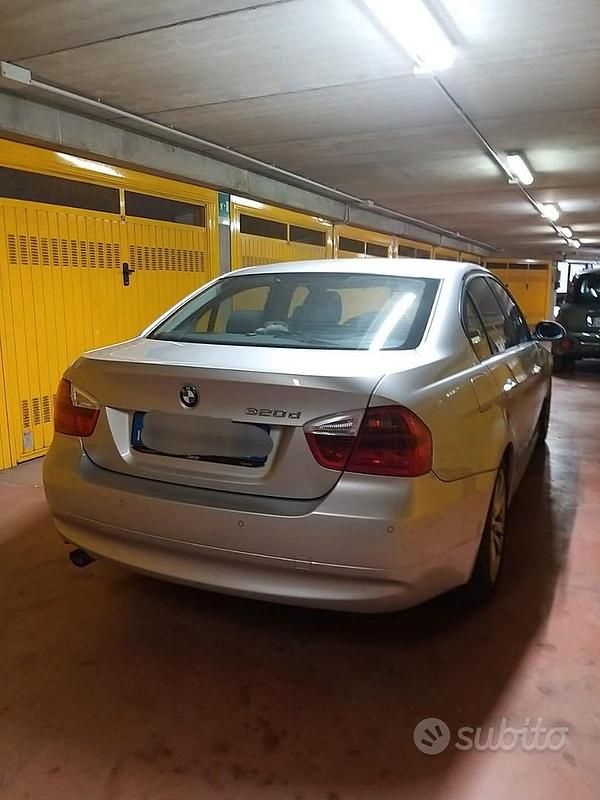 Usata BMW 320 150 CV (110 kW) 2007 Grigio Berlina