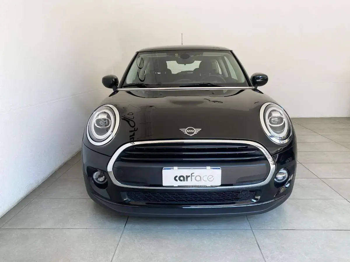 Usata Mini ONE 102 CV (75 kW) 2019 Nero metallizzato Utilitaria