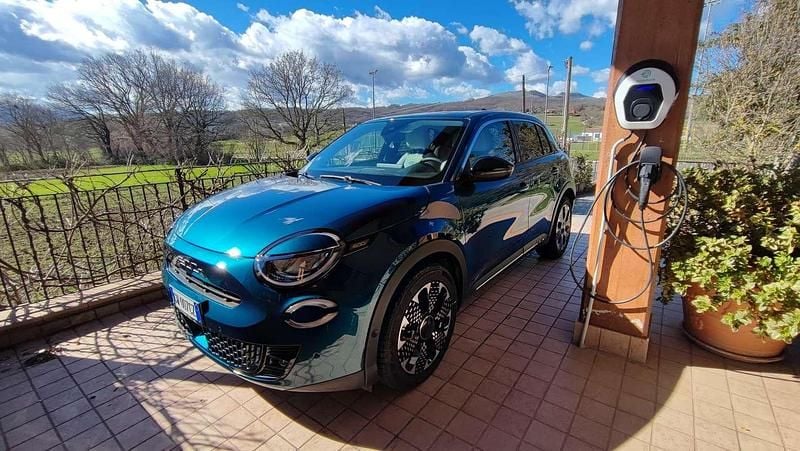 Occasion Fiat 600E La Prima 114 kW (156 ch) 2024 Vert SUV