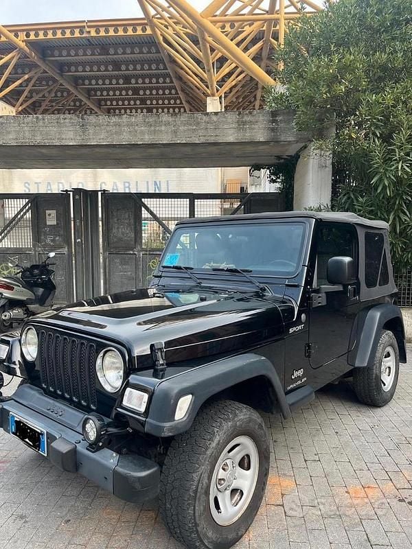 Usata Jeep Wrangler 2002 Nero SUV