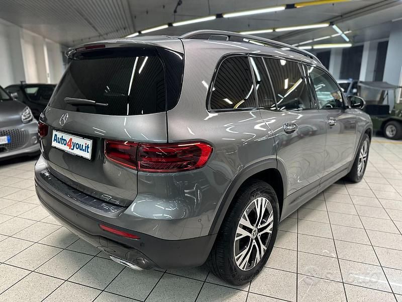 Usata Mercedes GLB180 Advanced Plus 116 CV (85 kW) 2024 Grigio SUV