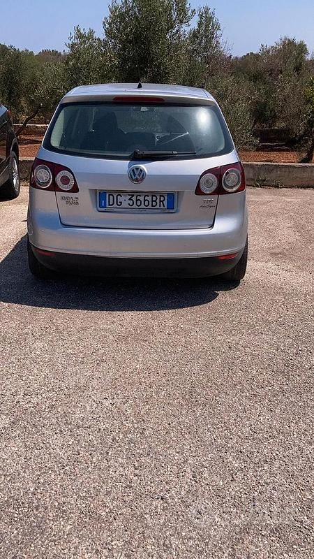 Grigio Usata 2007 VW Golf V Station wagon | 2900 € (Buon prezzo) - Immagine 1/4