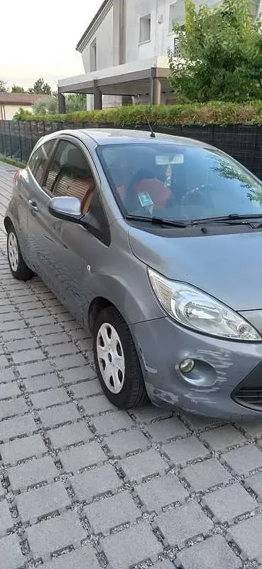 Usata Ford Ka 69 CV (50 kW) 2012 Grigio Utilitaria