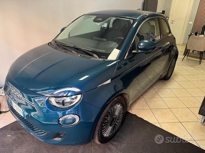 Blu Usata 2021 Fiat 500e Icon Tre volumi | 12.500 € (Super prezzo) - Immagine 1/4