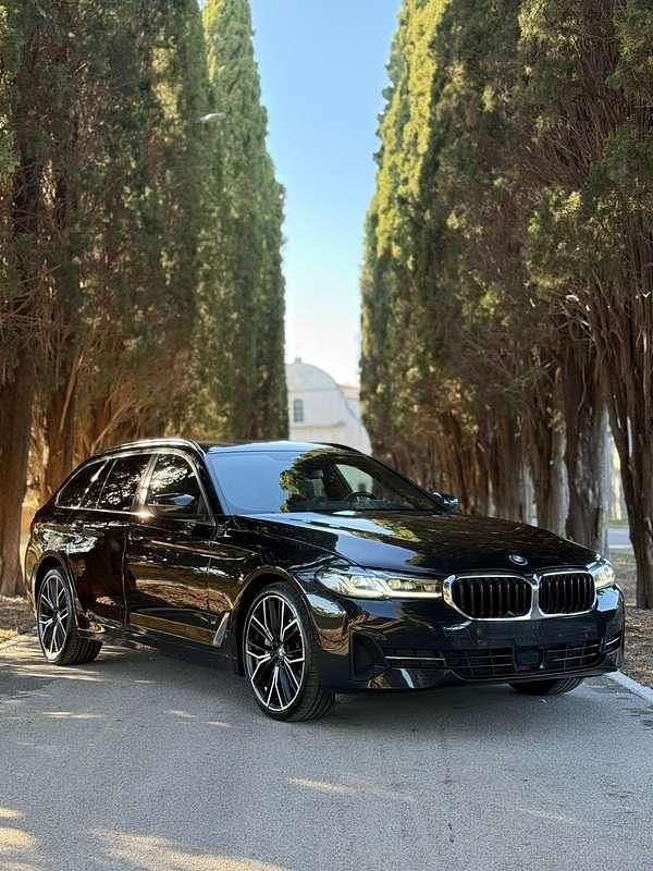 Usata 2021 BMW 530 M Sport Station wagon | 19.999 € (Super prezzo) - Immagine 1/4
