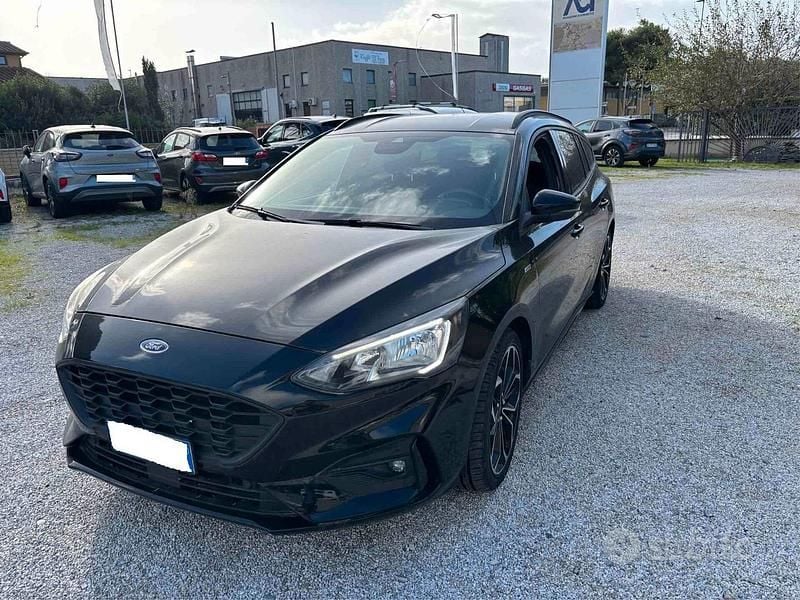 Usata Ford Focus Titanium 125 CV (91 kW) 2019 Nero Station wagon