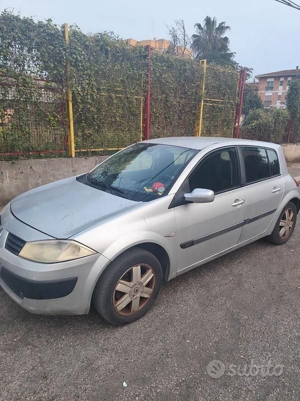 Usata Renault Mégane II 100 CV (73 kW) 2005 Berlina