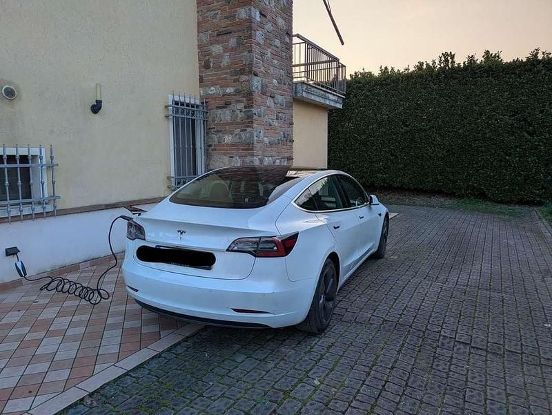 Usata Tesla Model 3 Standard Range 88 kW (120 CV) 2020 Bianco Berlina