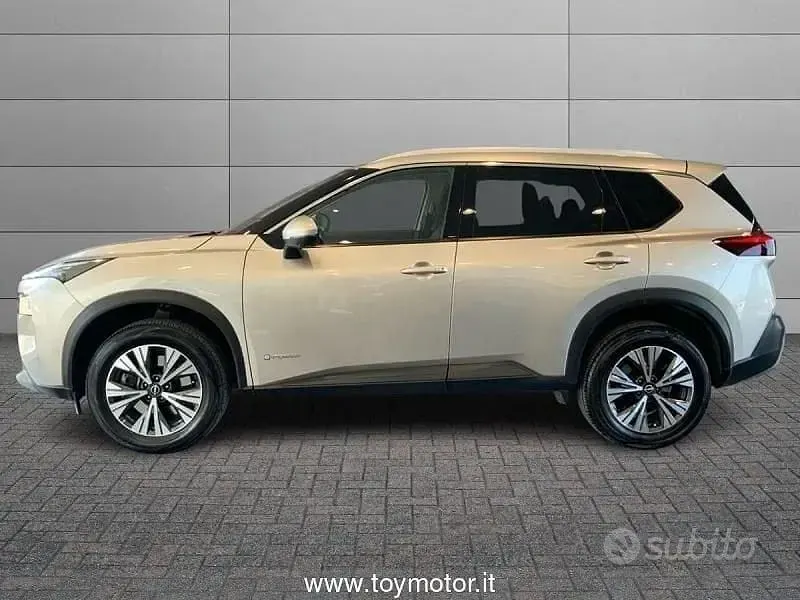 Usata Nissan X-Trail 158 CV (116 kW) 2023 Grigio SUV
