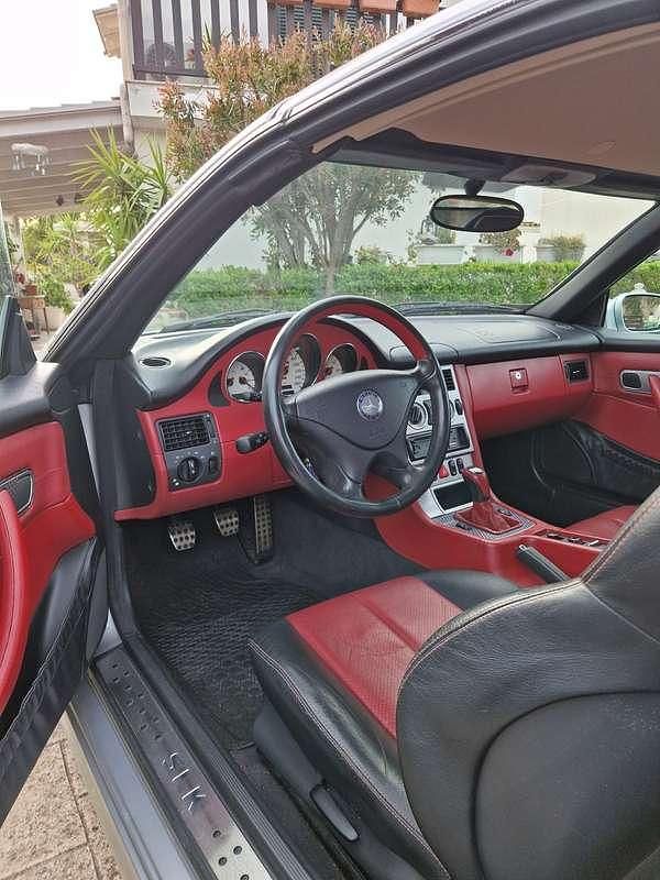 Usata Mercedes SLK200 163 CV (119 kW) 2001 Argento Cabrio