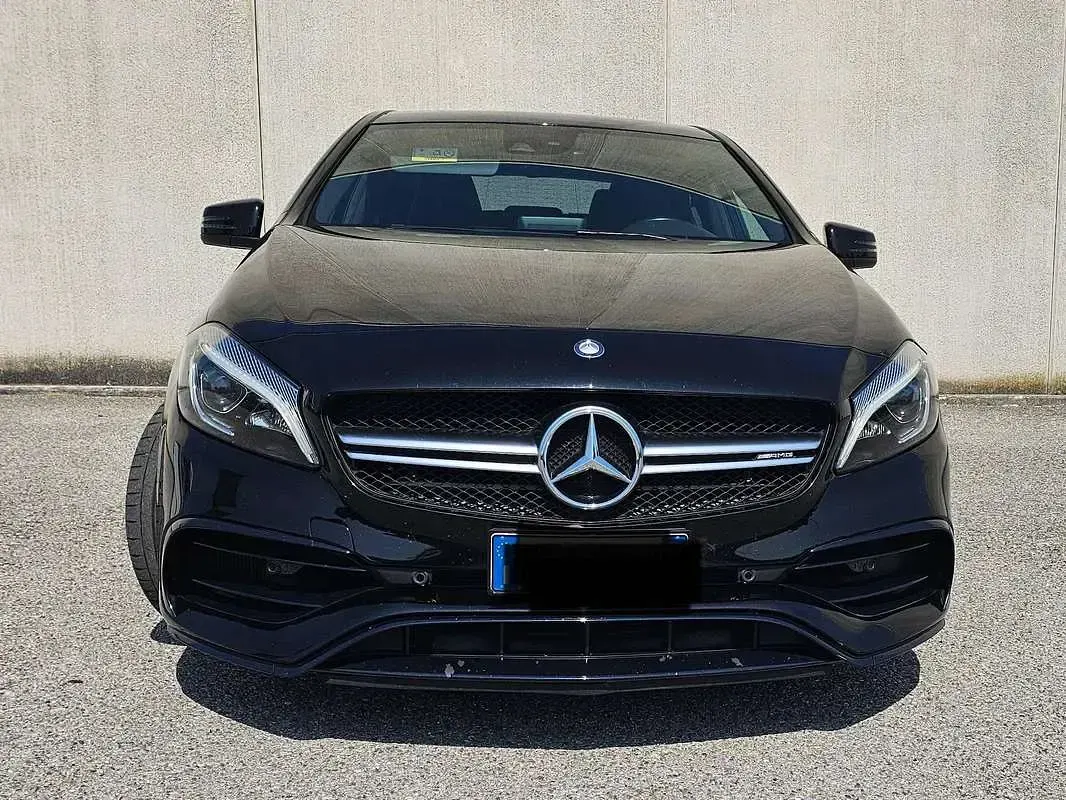 Usata Mercedes A45 AMG AMG 360 CV (264 kW) 2016 Nero Utilitaria