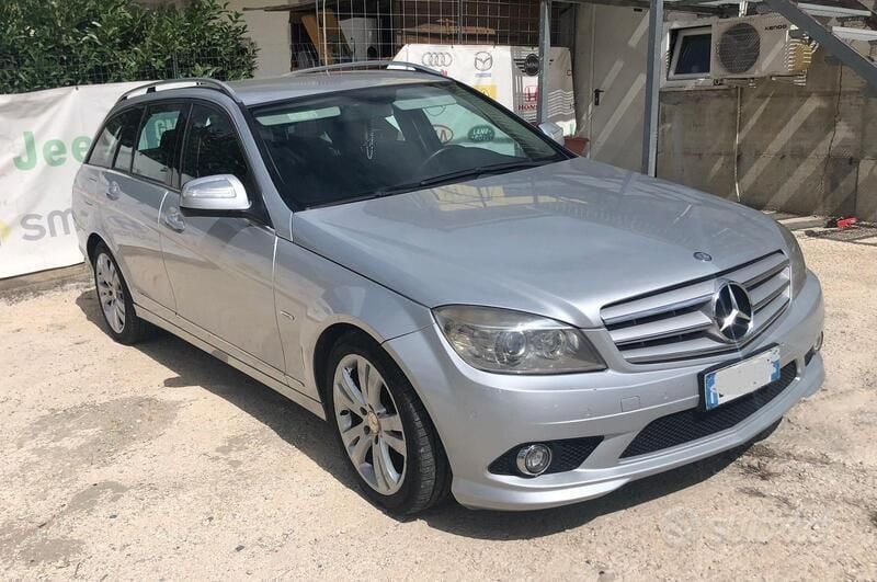 Usata Mercedes C220 170 CV (125 kW) 2008 Grigio Station wagon