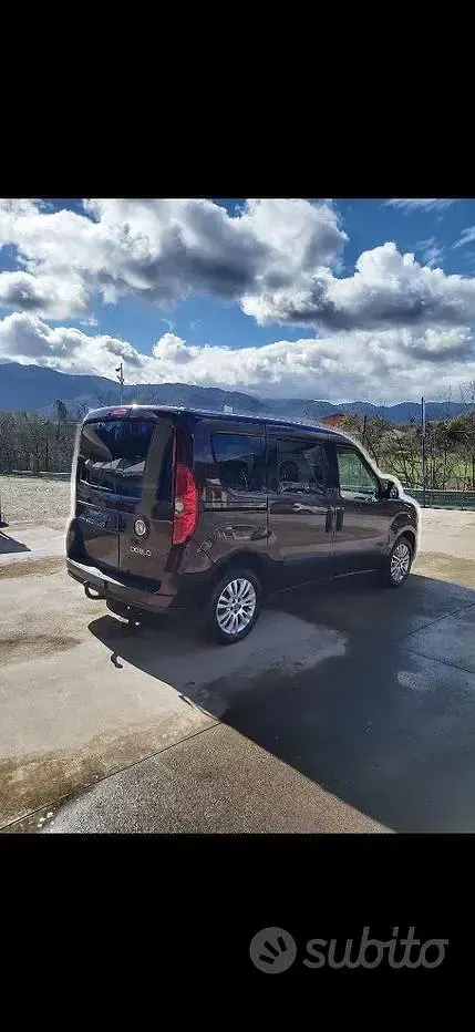 Usata Fiat Doblò Emotion 105 CV (77 kW) 2012 Monovolume