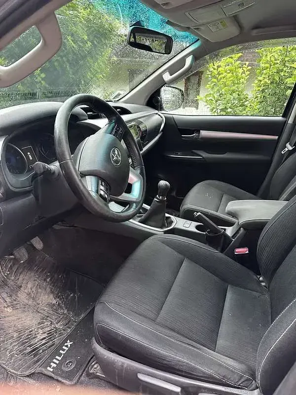 Usata Toyota HiLux Lounge 150 CV (110 kW) 2016 Pick-up