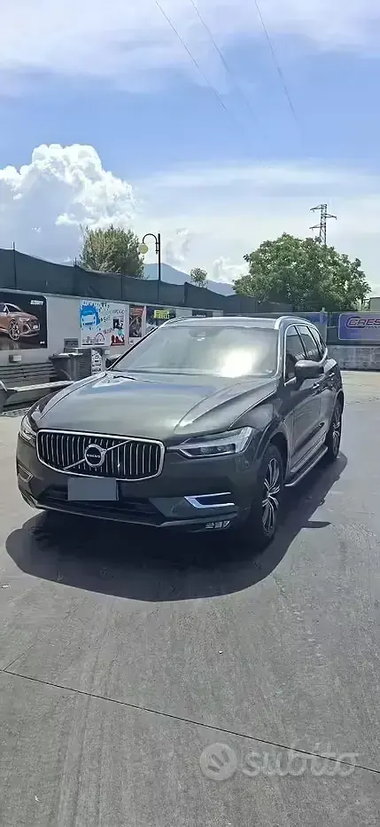 Usata Volvo XC60 Inscription 235 CV (172 kW) 2018 Grigio SUV