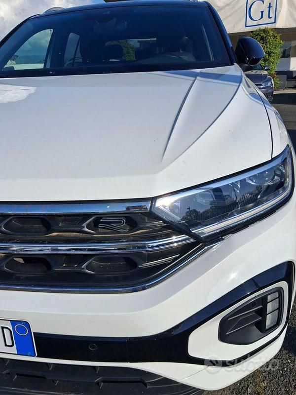 Usata VW T-Roc R-line 110 CV (80 kW) 2023 Bianco SUV